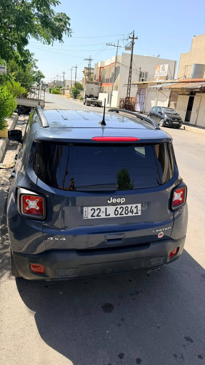 جيب رينجد
2020

ماشية 30 الف فقط
بجم وخلف كبس 
حادثها صبغ قطعتين ونص بابين ( السائق و خلف سايق و نص جامرلغ ورا سائق) 
مواصفات لمتد 
سقف اسود 
كشنات جلد 
كشنات تبريد 
كشنات تدفئة 
بصمة 
تشغيل عن بعد 
شاشة كبير 
كير ومحرك بشرط ( محرك مفتوح) شرط الفحص 
محرك توربو 
رقم اربيل جديد 
سعر ١١٥ بيها مجال 
***********
***********
