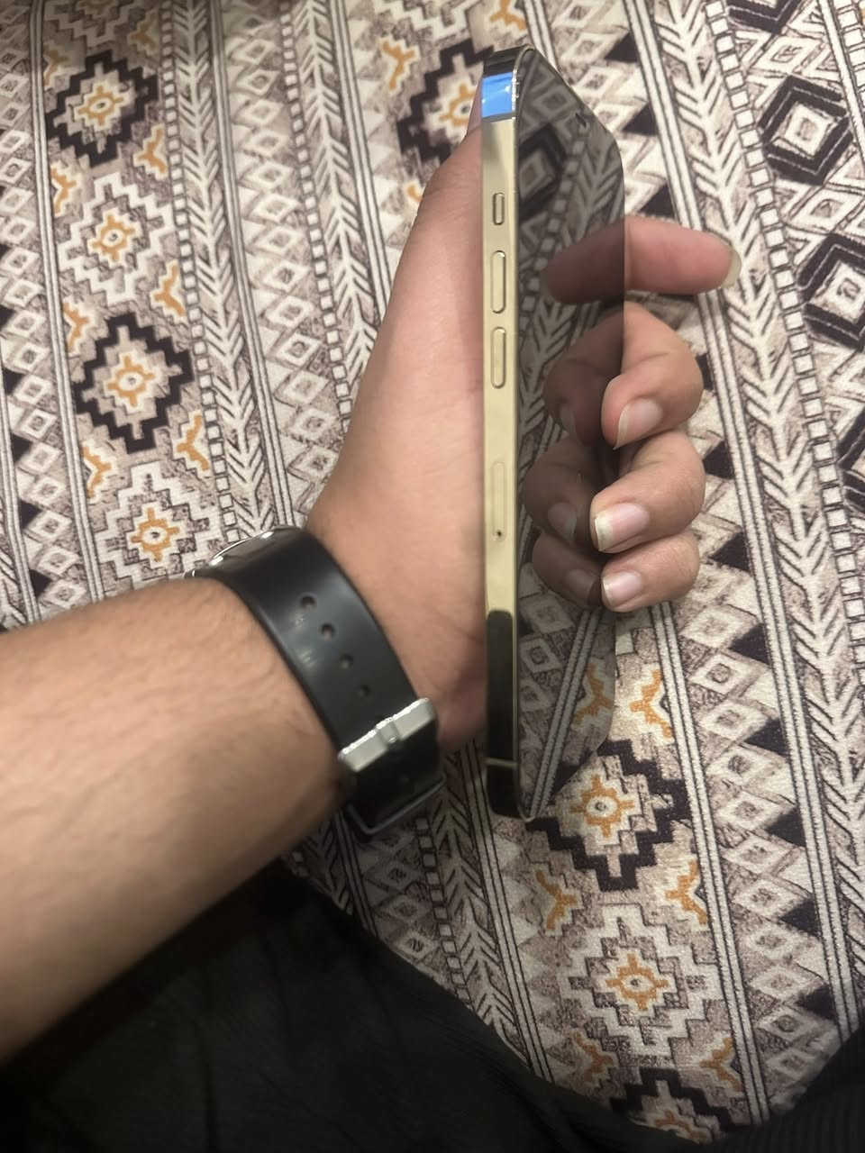 للبيع آيفون 12 برو ماكس كله على بلاد ذاكره 256 بطاريه 85 شرط الفحص سعره 350 الف وبي مجال قليل


**إذا كنت صاحب هذا الإعلان وتريد حذفه لأي سبب، رجاءا أرسل رسالة إلى الدعم الفني**