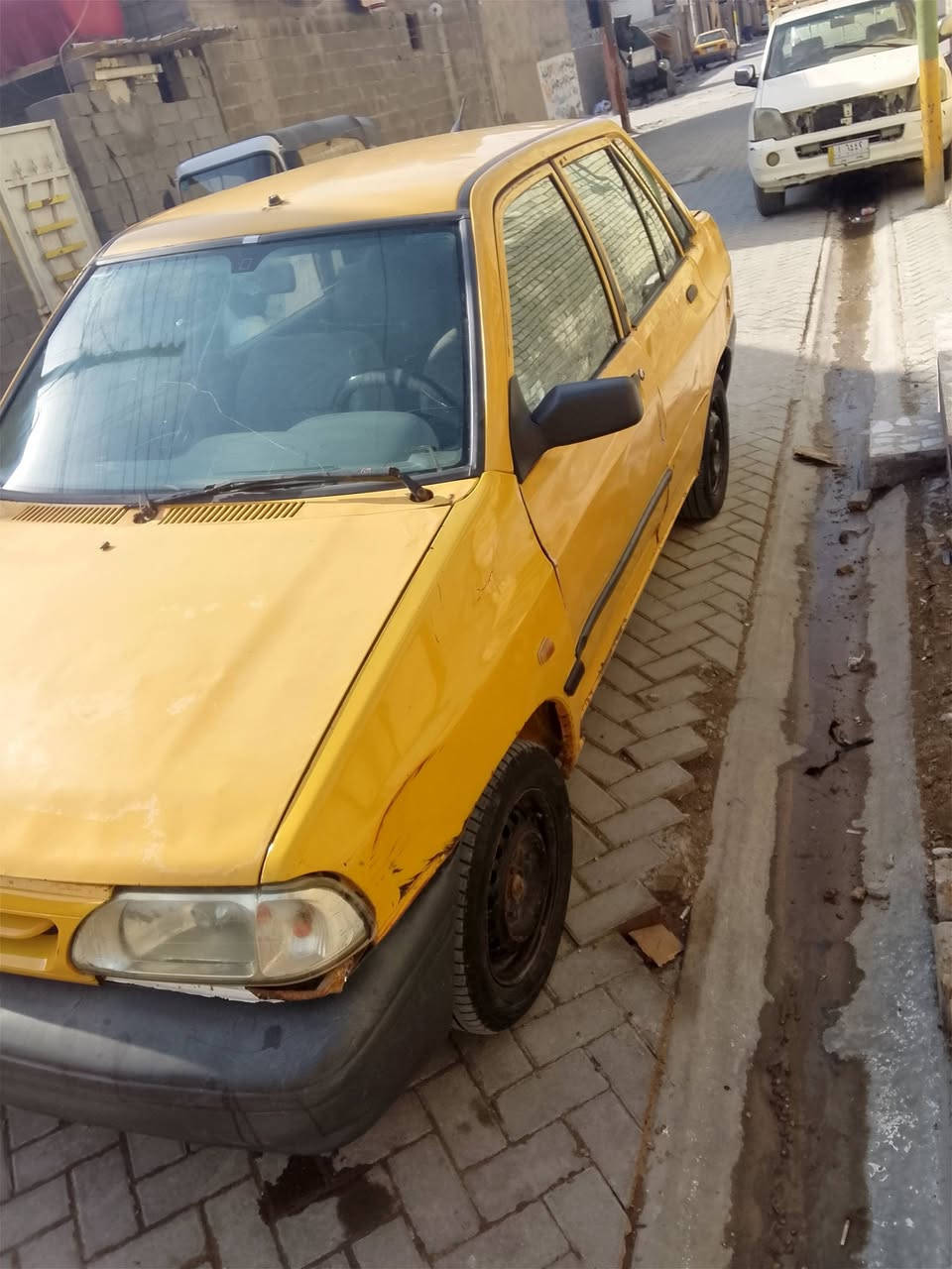 سلام عليكم شباب هاي سايبه 2012 كير مكينه كلج جدد  هسه شادهن تخم تاير كهربائيات كلهه شغاله سنويه كارتونيه راعيهه ماواصله رقم بصره السعر 14وبيهه مجال حك الجيه ***********
