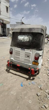 تكتك TVs للبيع رقم وسنويه 7 مليون وبيها مجال حك الجيه  07755684875