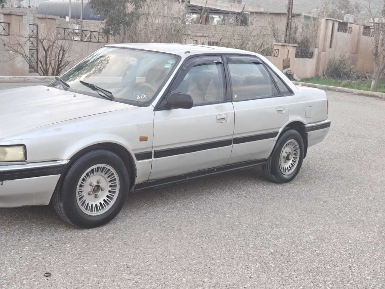 مازدا مۆدیل 90هەشتو بەخ تەبر یتە سلایتە کارە باییە سەنەوی تازە 2030 گێرومەکینە  لێکدراوی نیە هیچ مەسرەفی تێ دانیە تۆزێک کاڵ بوونەوەی هەیە چوار تایەی نوێی لەبنە توندوتۆ ڵە چرکەی تێ دانیە زۆر جوانە ماڵی دۆستە سەحر 39وەرەقە مەجالی تێدایە ***********
