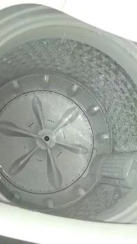 غسالة ملابس • للبيع