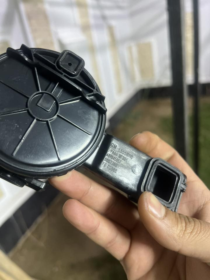 ولف تبخير سيارات (كروز،سونيك،تراكر،أفيو،أوبل)
شركة GM الكورية
متوفر 10 قطع ابيع شلع 

اخوان *********** 
راسلوني واتساب و بخدمتكم
