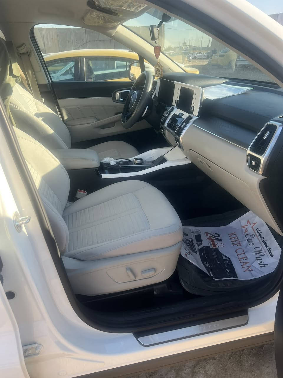 سورنتو موديل 22 خليجي رقم بغداد بسمي  سته سلندر. مكفوله السيارة العنوان المحمودية ناحيه الرشيد. التفاصيل والسعر على خاص رقم. التلفون ***********
