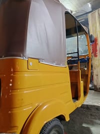 تكتك موديل 20 للبيع تكتك من ايدك الشارع اليحاب يتصل موجود سعر خاص واني...