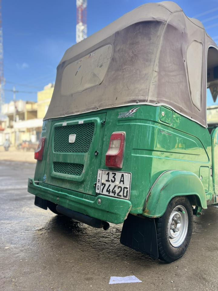 سلام عليكم شباب تكتك 22 كفاله عامه كشره ومكينه مرقم بسمي خير من الله جاهز من كلشي ابيع بدون غراض مكاني ماجديه ***********
