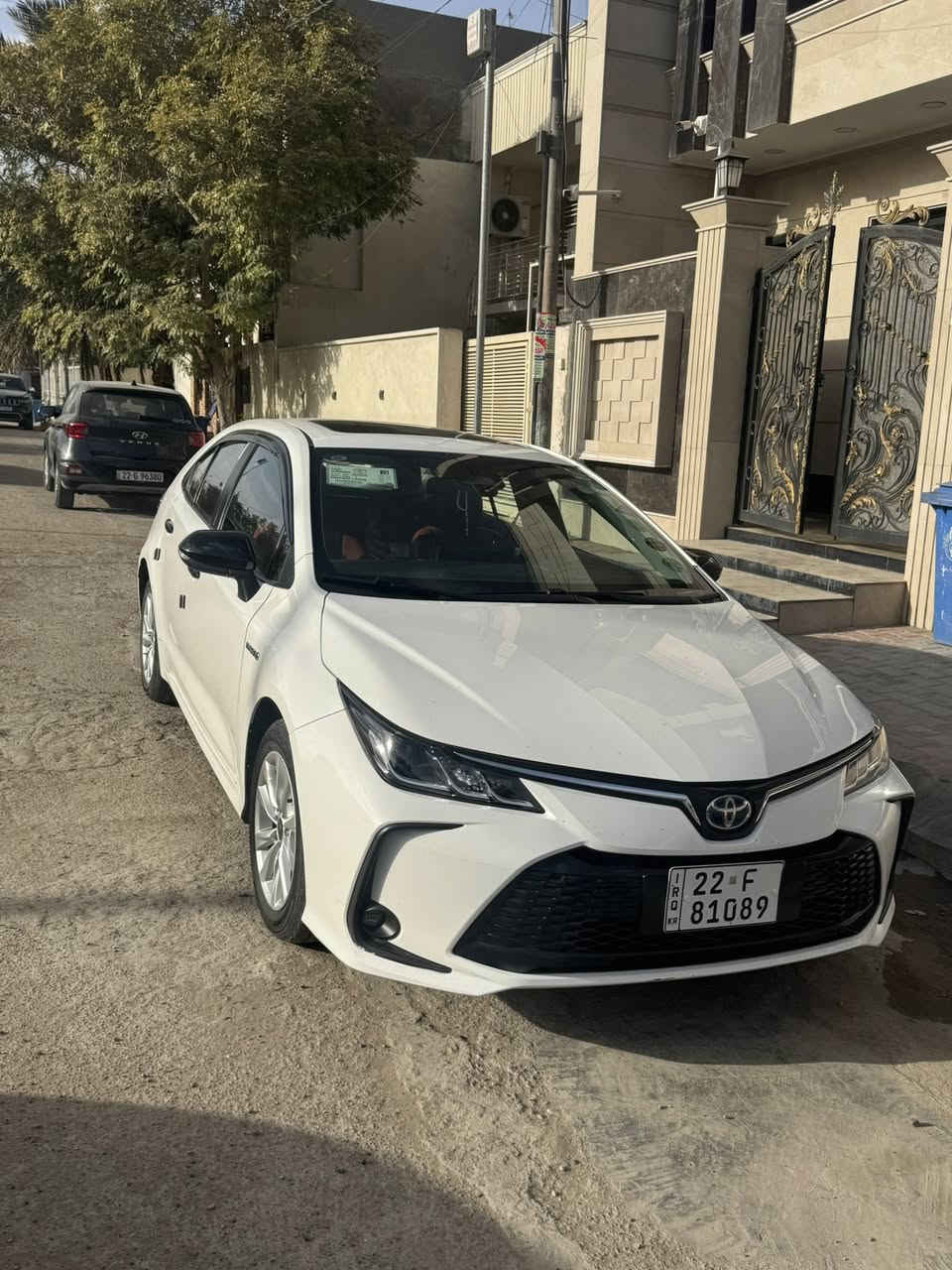 سلام عليكم كورلا هايبر  للبيع موديل 2023 سياره انضف من الصور ماشيه 22 سابقا جانت زيرو بَسہ صار بيه بارد بجملغ الخلفي من مثل ما موضح بصوره هزه سنويه كله جديد 2030  سعر 140 وبيه مجال بسيط مكان سياره بغداد البياع شارع الغط الرقم ***********
