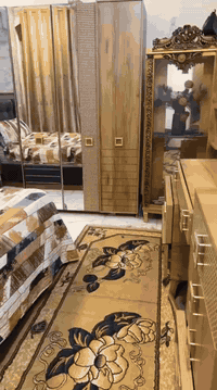 غرفه للبيع مكلفه بنشر اتصل ع هذا رقم 0771 277 3303
