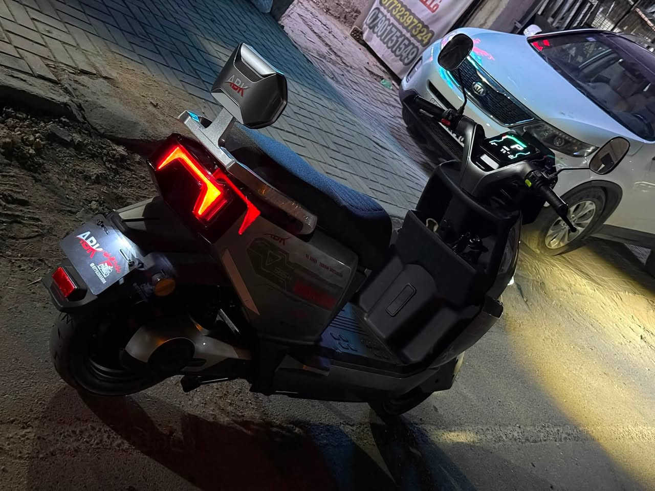 6 بطاريات گرافين 38 امبير ملف 2500 سرعه 100
اتمشي بالشحنه الوحده 100 كيلو

سويجات ثنين وبصمتين وكارت نضام بك R رجوع للخلف

نضام حماية و abs دبل اشاره لايت عالي ناصي وشاشة اعطال

للبيع بسعر مليون و50 

مكاني بغداد الدوره 

***********
