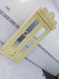 زاويه البيع سعر 125 وبيها مجال قليل 07823293020