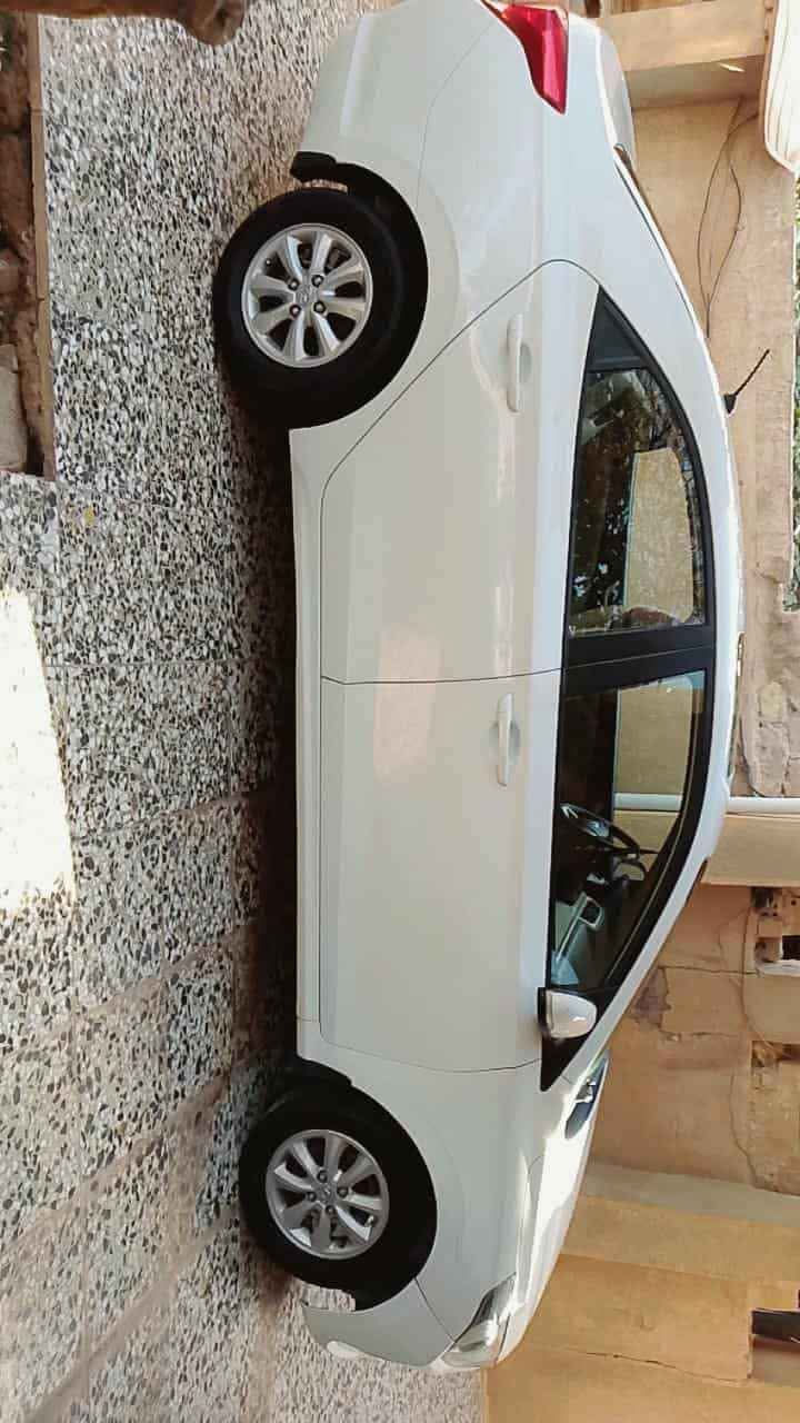 السلام عليكم
⭕السلام عليكم
 للبيع 
هونداي رينا خليجي 
موديل 2020
محرك 1400
السيارة وارد خليجي رقم بغداد الدولي 
مكفوله من الحار والبارد والصبغ فقط طخه صغيره براس البنيد  ابو تكتك رجع عليه وماعدلته  
گير ومحرك مكفولات 
سيارة عملية واقتصادية 
السارة فول مواصفات 
شاشة
فتحة سقف
اشارات بالمري 
تحكم ستيرن
تبريد ثلج
السيارة ماشيه ٩٤ وقابل للزيادة 
بصمتين بيها 
السيارة تحويل مباشر 
السعر 113$ وبيها مجال بسيط

⭕للاستفسار مراسلة خاص


**إذا كنت صاحب هذا الإعلان وتريد حذفه لأي سبب، رجاءا أرسل رسالة إلى الدعم الفني**