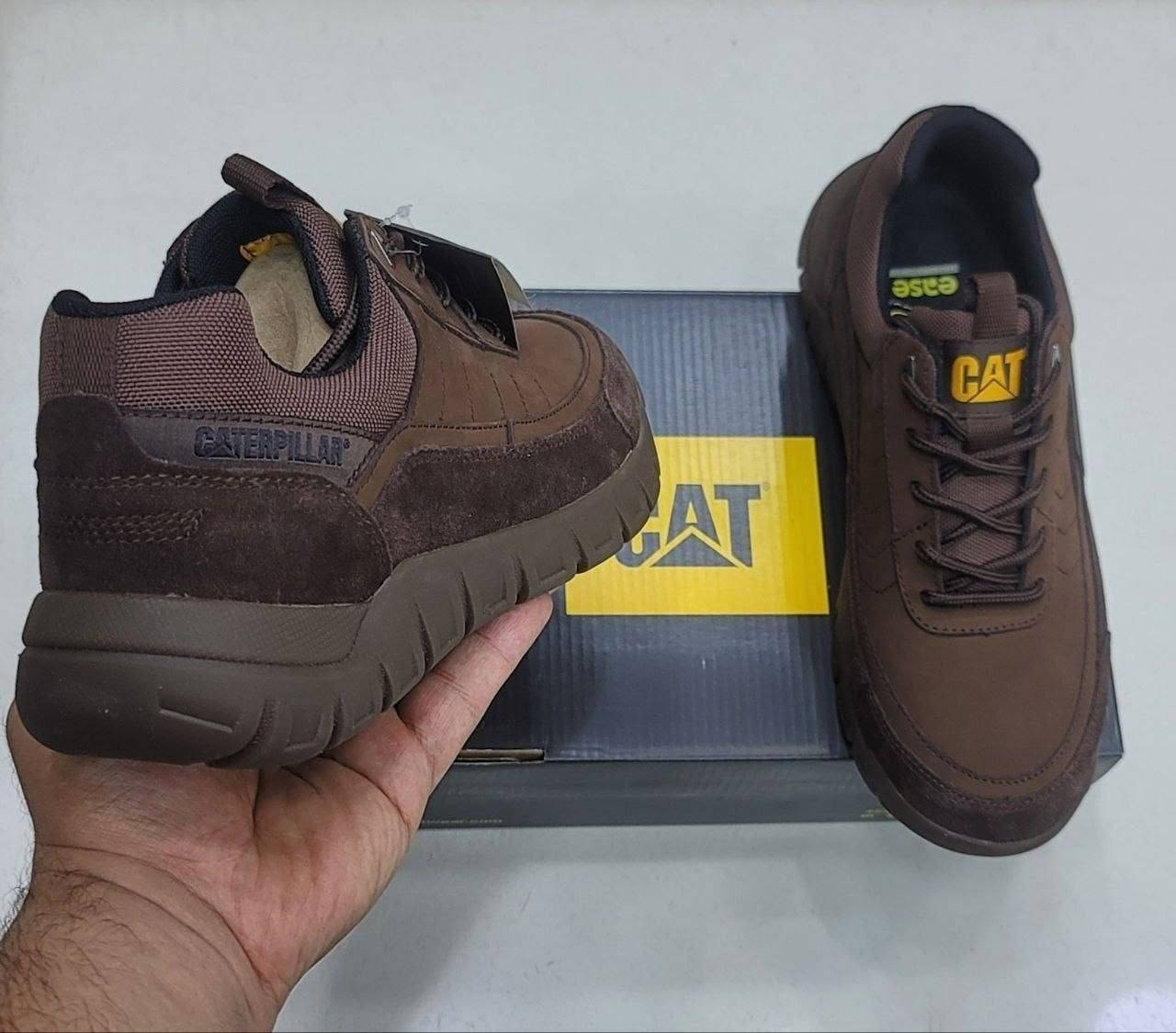 🔥 CATERPILLAR 🔥
🌟 لو بتدور على شوز يجمع بين الشياكة والراحة والعملية، يبقى كات هو الاختيار المناسب 👌
✅ خامات عالية الجودة
✅ نعل رابر مرن ومتين
✅ فرش سوفت مريح للبس طوال اليوم
✅ تصميم أنيق يناسب كل إطلالاتك
🖤 الألوان: أسود - بني
📏 المقاسات: 40 / 41 / 42 / 43 / 44 / 45
🇻🇳 صناعة فيتنامي ❤️


**إذا كنت صاحب هذا الإعلان وتريد حذفه لأي سبب، رجاءا أرسل رسالة إلى الدعم الفني**