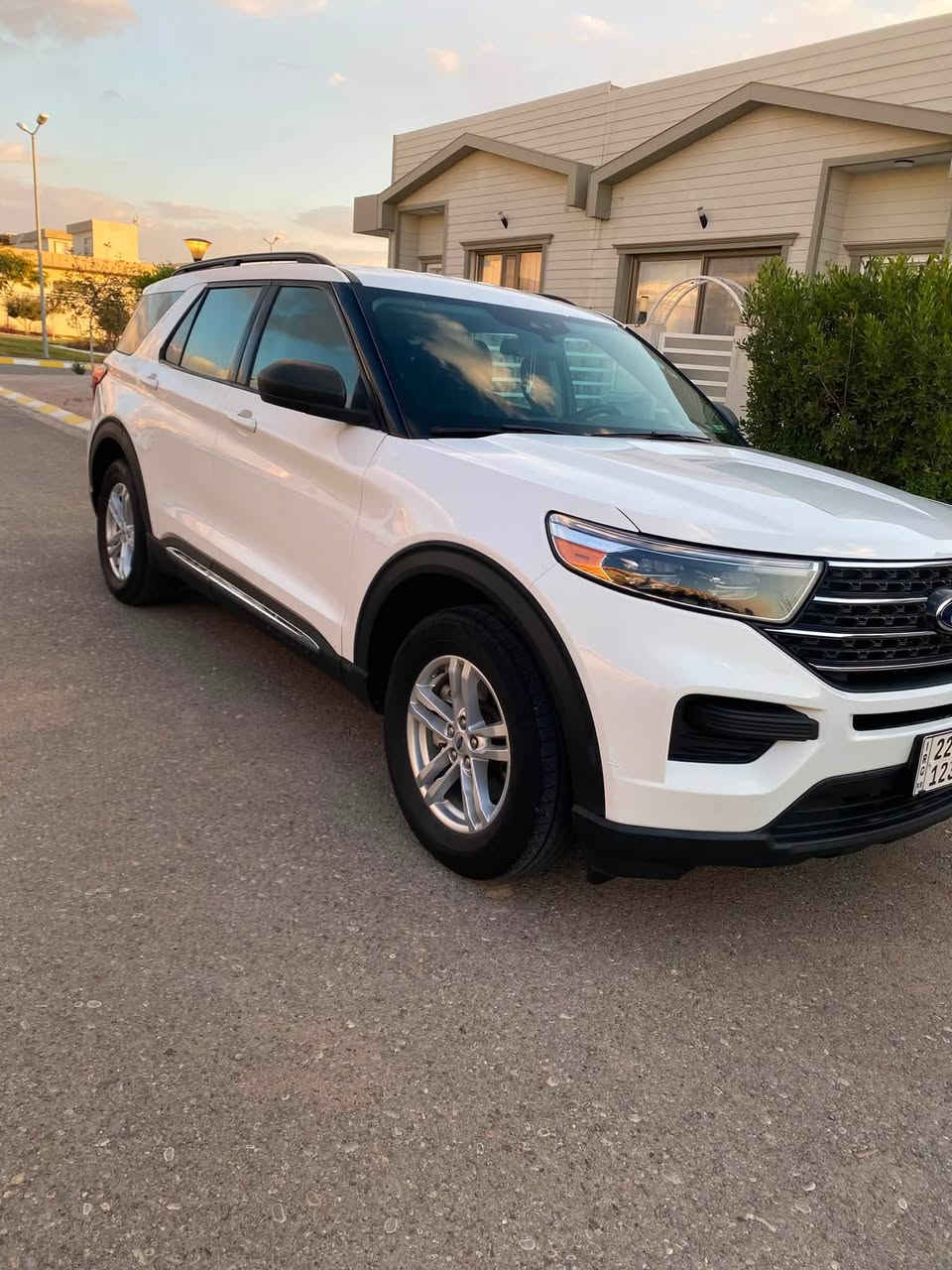 فورد اكسبلورا 2022 
بجم كبس بدون ايرباك 
موصفات XLT
كوشن مساج 
مقاعد vip

متضرر قطعتين صندوق وجانب
مسافة 56km
كشن قماش
صندوق شفت

كركوك***********
