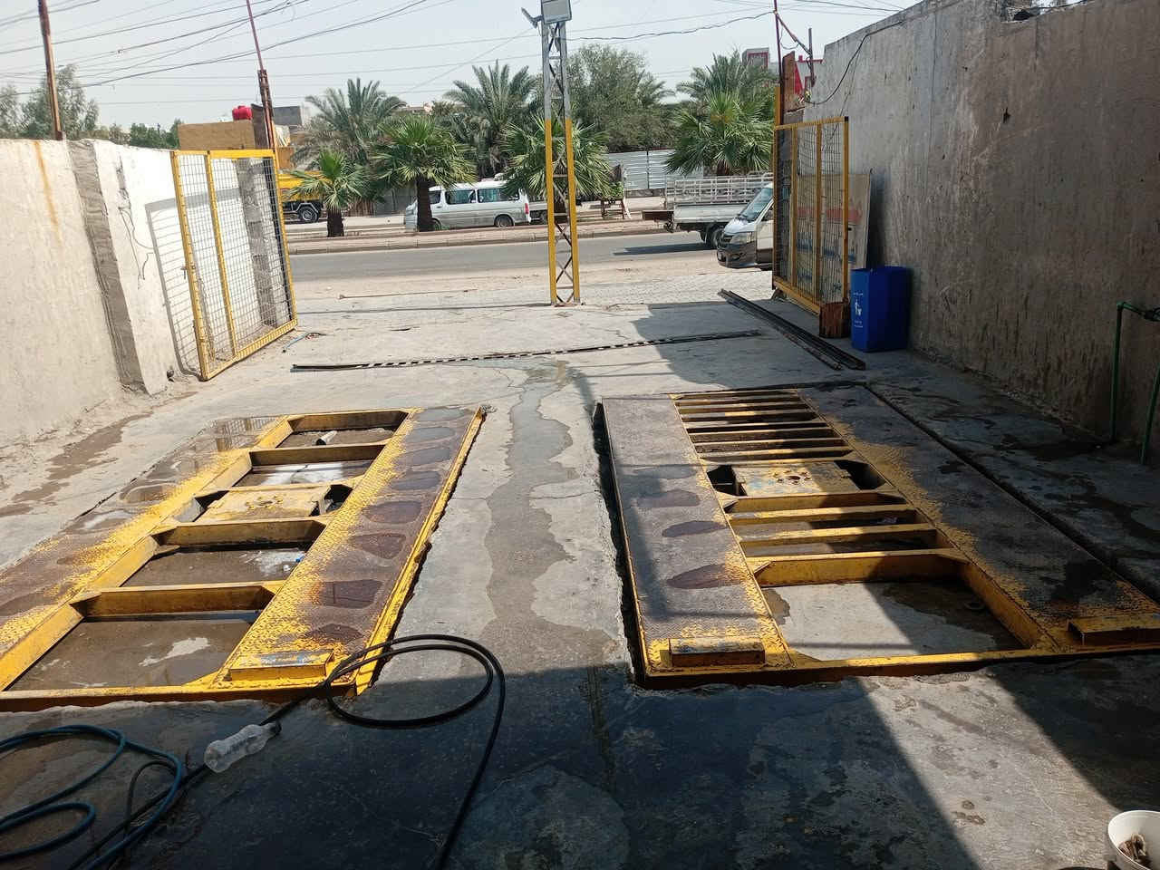 � للبيع محطة غسل سيارات
📍 موقع استراتيجي على الشارع العام مباشرة

⚙️ التجهيزات كاملة بدون أي نقص:

🚗 جكات عدد 2

💧 ماطور 200بار يطالي  ضغط عالي + صونده 17 متر

🫧 ماطور رغوة أمريكي أصلي + صونده 20 متر

🚰 تانكي مي 5000لتر

🔧 كومبريسر هواء متكامل500لتر

• مسدس تنظيف فلاتر هوا

• مسدس رش كاز

3خطوط كهرباء حار 

مولده 5كيفي

رافع فولتيه 60امبير الرياض 

رفوف دهن عدد 10

🎥 منظومة كاميرات 4 بخزن 15 يوم

معصره وصل +تخم+ماطور +سخان ماء .....

سبب البيع: عدم التفرغ

@إشارة 

العنوان البنوك بغداد

لل استفسار

***********
