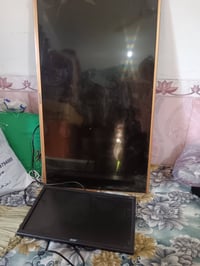 بلازما كبيرة • بحاجة تصليح • صغيرة جديدة