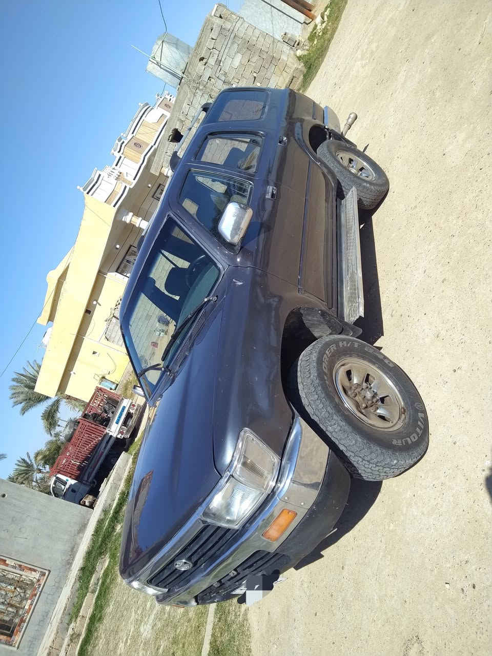 تيوتا هايلوكس ستيشن(سورف) 1995 بغداد هزه جديده سنويه للـ 2030 بإسمي،  مكينة VVti  بيها لا ستيك ولف تنقيص بسيط ودخان ابيض في بداية التشغيل ولما تحمى يگطع صوت المكينه صافي ونشط. حداديه مضبوطه.
*********** اتصال واتساب ايضا. 
الانبار الكرمة / السعر 58 وبيها مجال. 
السياره حلوه ومتعوب عليها.
