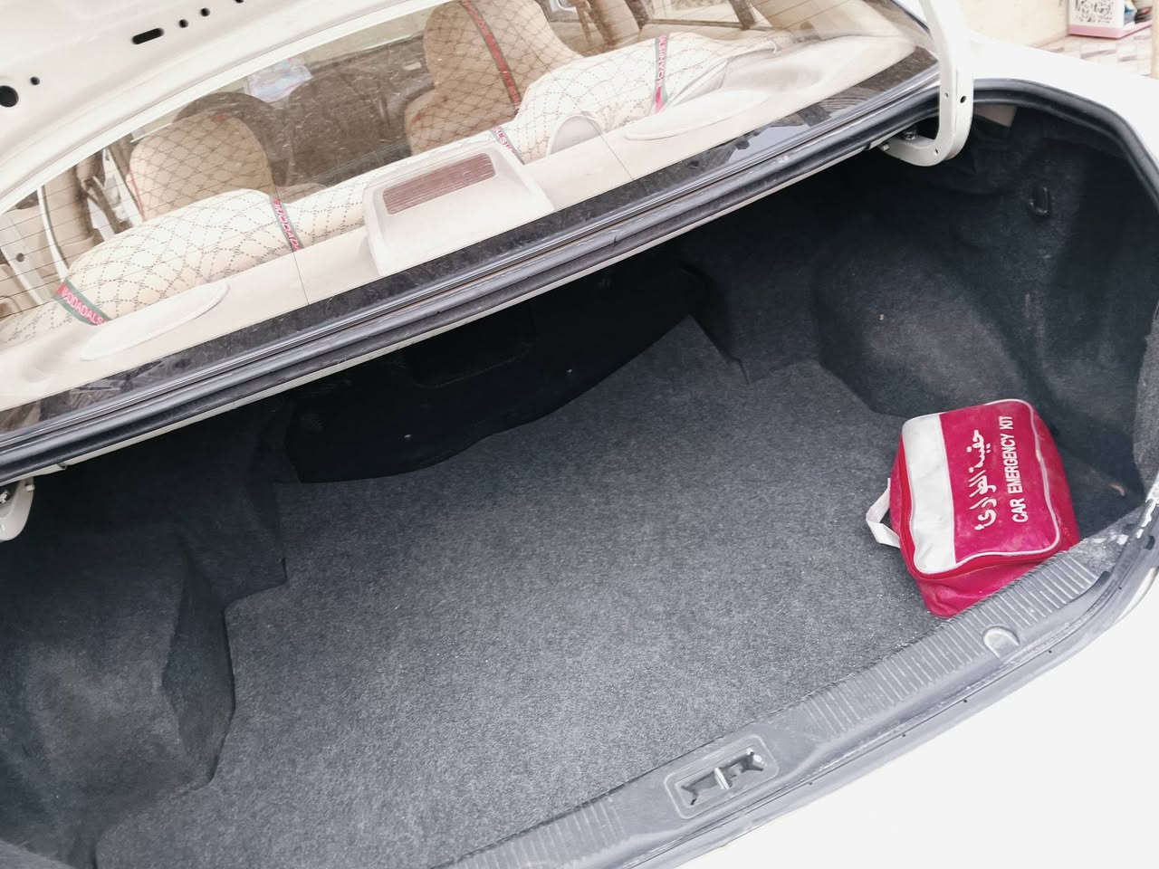 السلام عليكم سني موديل 2009 رقم بغداد بسمي شخصين تحويل مباشر رقم نكليزي سياره مكفوله كفاله عامه من كلشي لا صبغ ولا بارد كير ومكينه شركه دواخله شركه سياره جديده بشكل مكان (مكان واسط صويره)(***********(السعر110وبيه مجال لطيبين)(خوان ما يعجبك لمنشور عبره بكلمه طيب تعكس عله خلاقك وتحياتي لجميع
