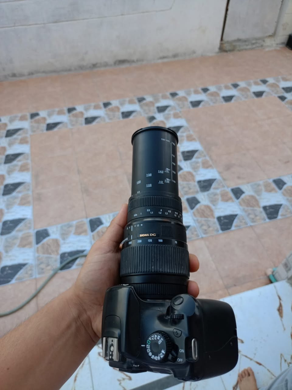 كاميرا 1100 للبيع او مراوس حسب الرغبه مع عدسه رياضيه تجيب القمر سيجما 70-300 الموقع البصره الهارثه


**إذا كنت صاحب هذا الإعلان وتريد حذفه لأي سبب، رجاءا أرسل رسالة إلى الدعم الفني**