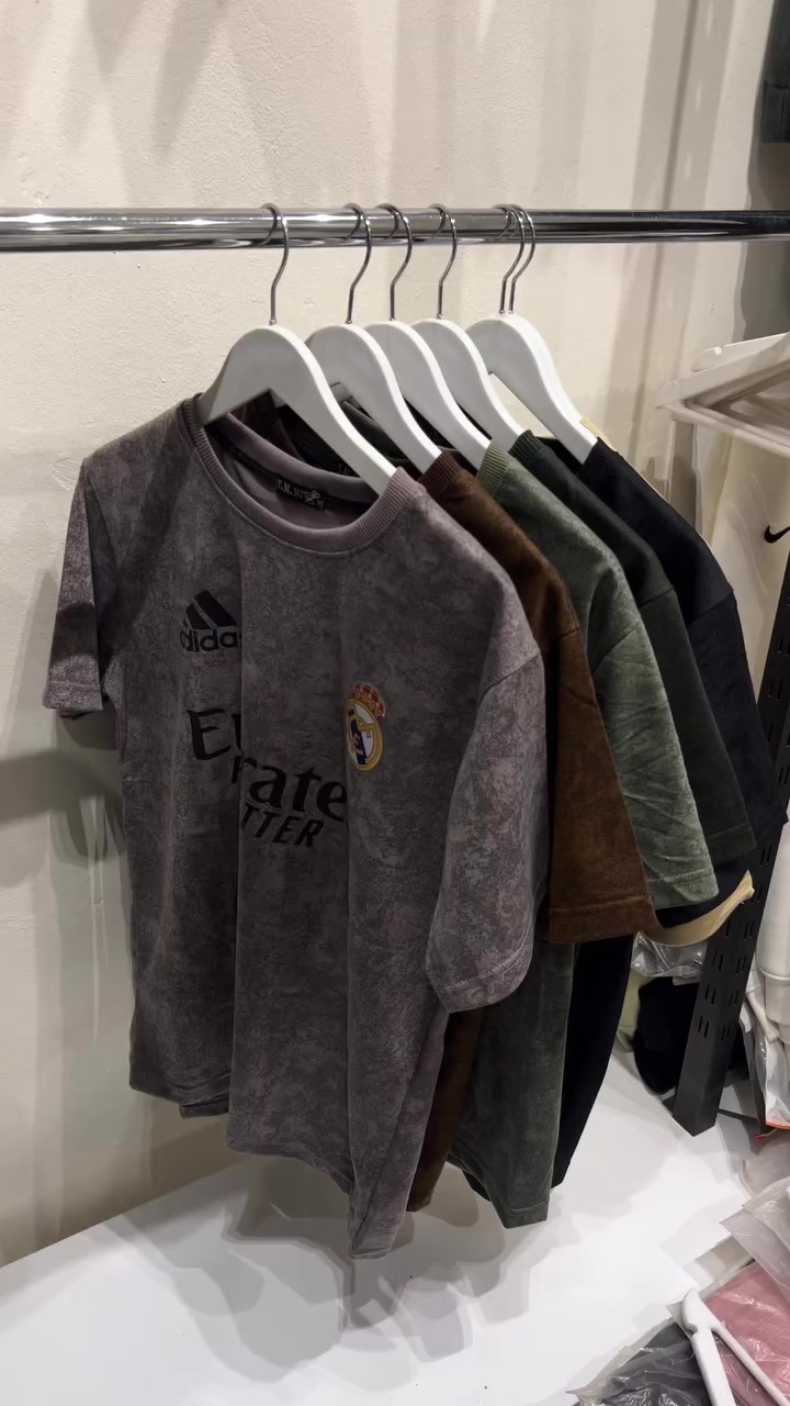 🔥جملة فقط 🔥
👕بدي ريال مدريد خامه درجه 
أولى 💥
قياسات M.L.XL.2XL.3XL 
توصيل كل محافظات العراق 🇮🇶


**إذا كنت صاحب هذا الإعلان وتريد حذفه لأي سبب، رجاءا أرسل رسالة إلى الدعم الفني**