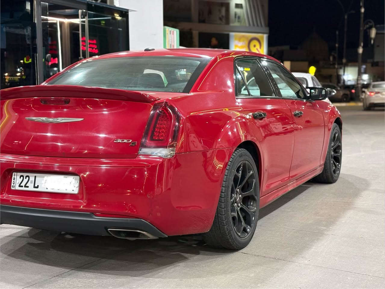 للبيع او مراوسة 
كرايسلر s300 gold 
2017،وارد كندي داخل كلين، هنا صار حادث جامرلغ سايق موجود الصورة بدون ايرباك بدون دواخل. وتعديل بارد صغير جدا في باب سكن. مكينة و كير بشرط. سيارة مصروف عليها ما يحتاج اي صرف 
رقم التواصل
*********** كركوك, العراق

