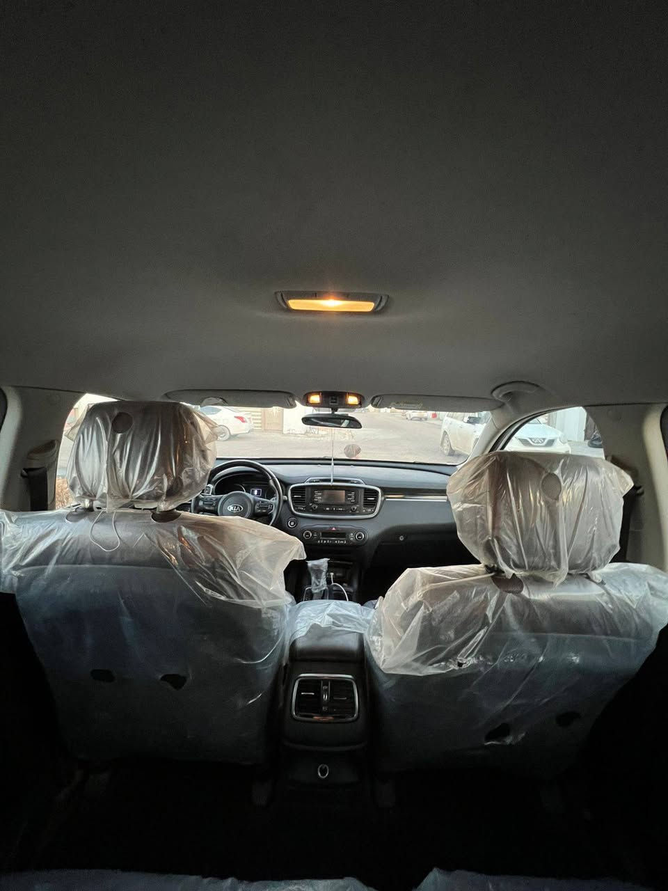 سورنتو 🚙. 
‏‎سلام عليكم 
 للبيع فقط  سورنتو ٧ راكب 
#موديل 2016
#وارد خليجي
#محرك V6 3500 
ماشيه 82  و قابلة للزيادة

                       ((((🔴المواصفات🔴))))

1- بصمة + تبريد وتدفئه ٣قطع 
2- كامرة خلفية
3- حساس امامي
4- حساس خلفي
5- مري شفط
6- شاشة اصليه وكاميرا خلفيه 
7- كشن السايق كهرباء
8- تحكمات استيرن جهتين
9- مانع انزلاق
10- كمبيوتر تحديد عطل
11- اشاير بالمري الجانبية
12- بردات خلفية
13- نظام  ترحيب
14- نظام  ECO
15- نظام SPORT
16- ويل كب كروم
17- بلوجكتر
18- يدات  ستيل
19 لد اماميه وخلفي 
20 لايت زنون 
21 مري شفط 
22 نظام  ترحيب بل يدات 
23- زراك لايت 
24 انارا داخليه 
25 كشنات جلد  
26 جنطه كهرباء 
27  رقم بغداد مشروع وطني جديد بأسمي 
غير متواجد بالفيس الرجاء الاتصال واتساب على الرقم  *********** ابو سجاد  السعر (225)  وبي مجال بسيط للشراي. مكاني محافظه النجف
