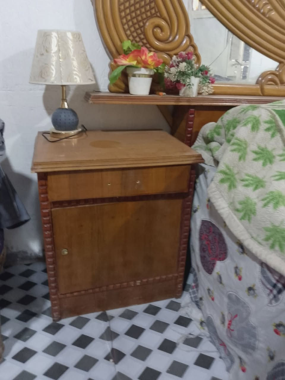 غرفه للبيع مستخدمه التواصل ع الخاص


**إذا كنت صاحب هذا الإعلان وتريد حذفه لأي سبب، رجاءا أرسل رسالة إلى الدعم الفني**