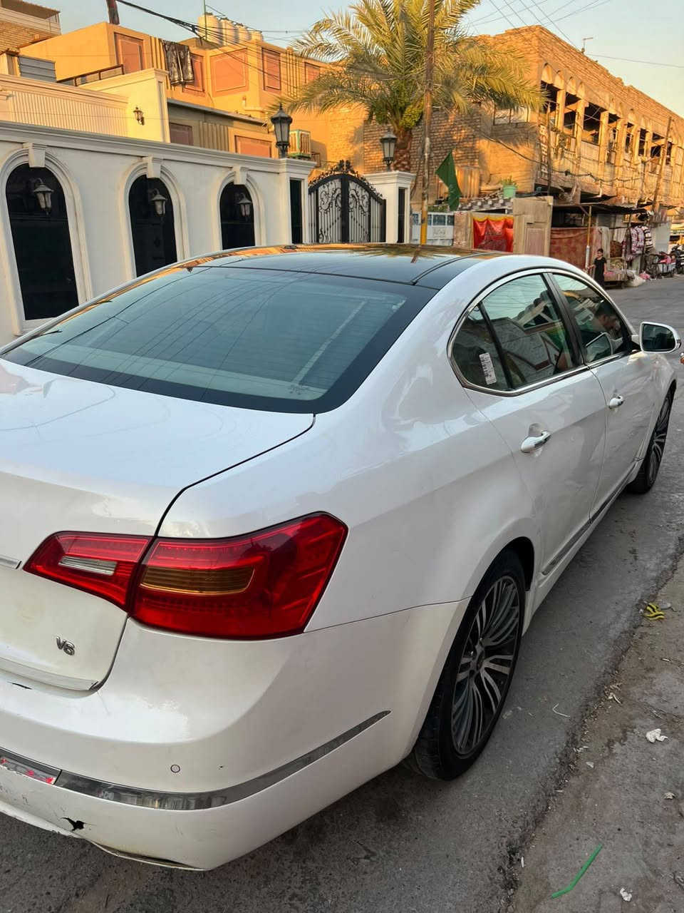 سلام عليكم كية كادنزه موديل ٢٠١٣وارد خليجي رقم بغداد صبغ فقط جاملخ وربع من الباب صفحه العبري والباقي مكفول سياره فول مواصفات منظومة تبريد جديده صدر جديد تخم تاير سيارة جاهزه من كل الواحي مكان السيارة بغداد مدينة الصدر الورفلي السعر 115وبيهة مجال***********
