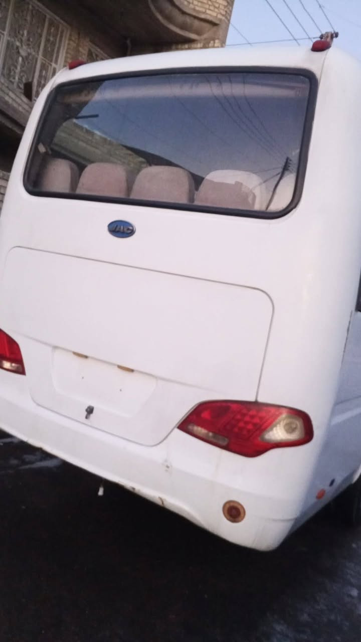 سلام عليكم كوستر جاك موديل 2013 مآل مزاد وزارة الداخلية تترقم بكانها بغداد حي نصر 30راكب بدون قلاب ***********
