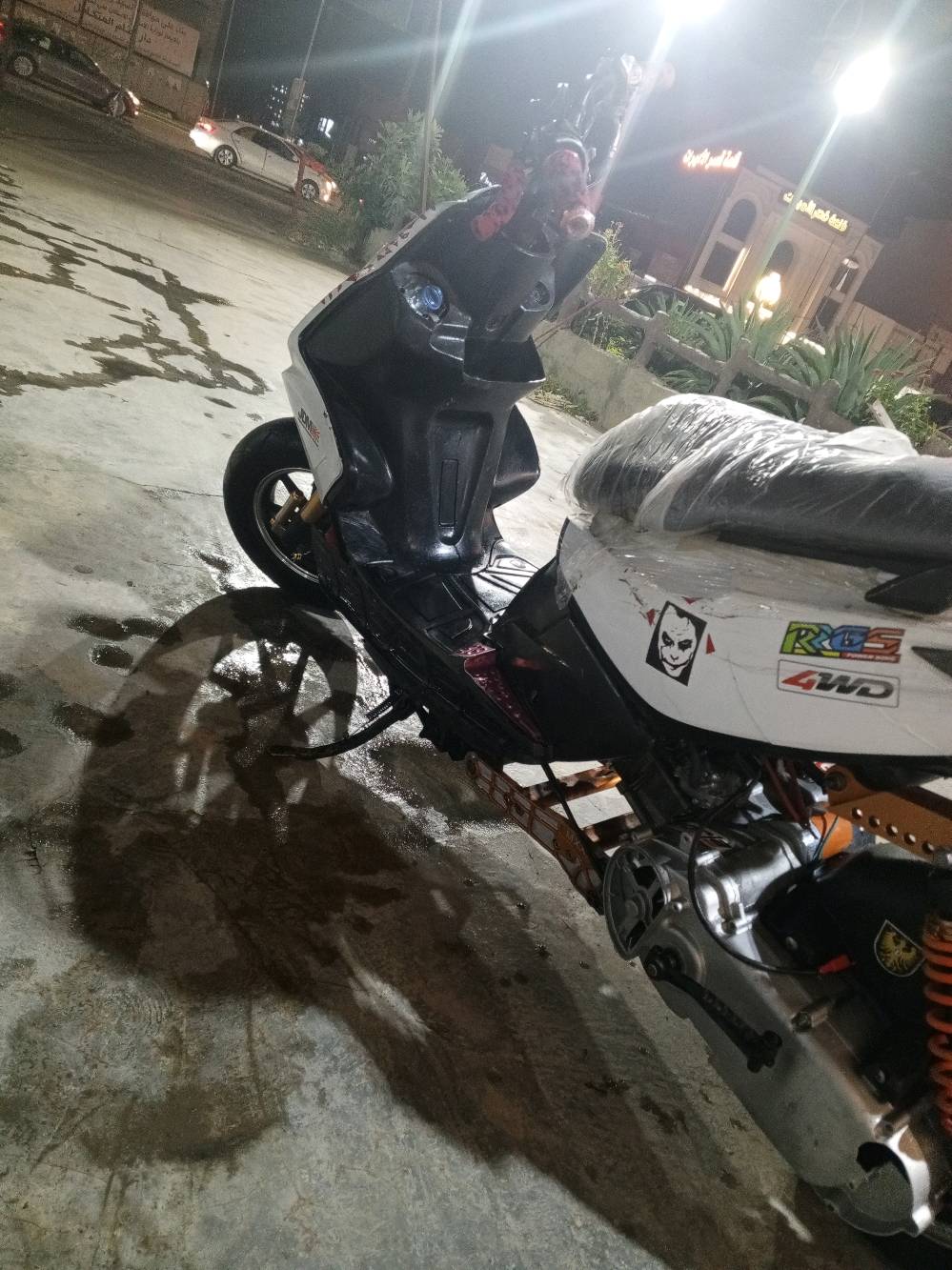 ماكس مضلع للبيع  كدام عينك دراجة بوشتها 55 شلعتها قوية صالنصه توبو وياله نجمية بيها شيال رياضي سكليتر رياضي  كهربائيات كله شغل بس يحتاج باتري من صبح اول هندر يشتغل و بوشتها 55  دراجة متعوب عليها 