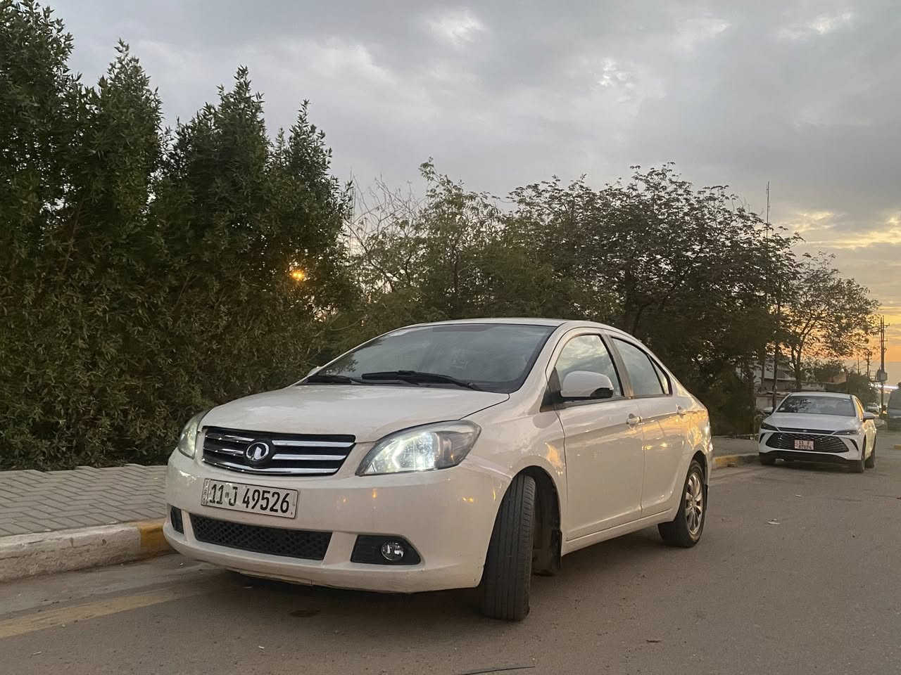 أسلام عليكم كريت ويل فولكس موديل ٢٠١١ بسمي شخصيا 

مكينه كير نضاف جدا 

صدر امامي خلفي جديد قبل سبوع شادهن 

كهربائيات كلها شغاله 

بيها جاملغ امامي مبدل بدون ضربه بيها طخه بلبنيد 

بيها هلالات صبغ 

بيها تكحيل بسيط 

سعرها ٥٣ بيها مجال بسيط

السياره كلش حلوه احلى من الصور 

مكاني بغداد. الغزاليه رقم تلفوني *********** ما متواجد عل فيس
