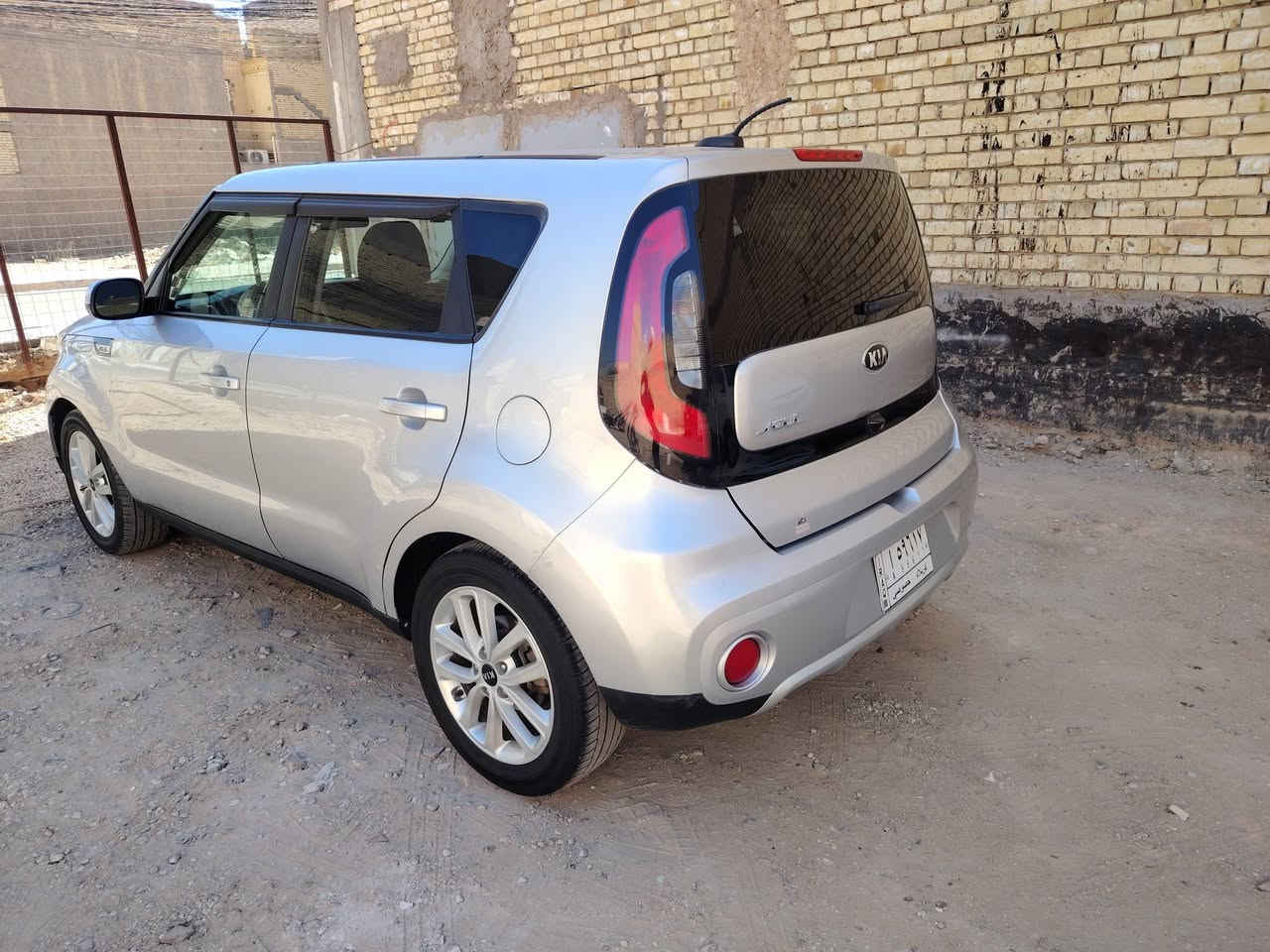 صول 2018 محرك 2000 بيه صبغ السونار وصور الحادث بلمنشور محرك كير تبريد حداديه تخم تاير كله تمام مكانه كربلاء السعر 115 اتصال ***********
