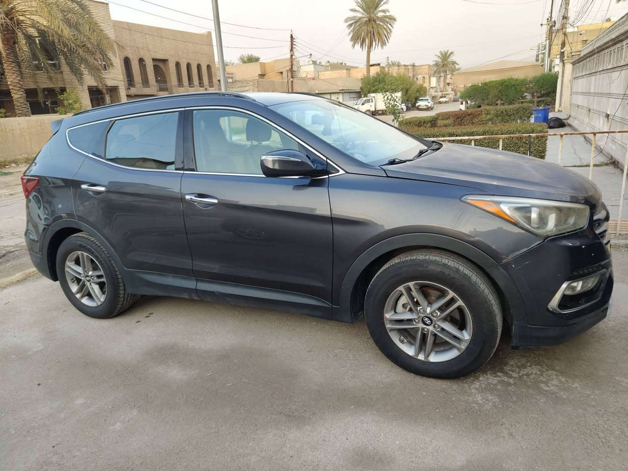 سنتافي 2018 وارد امريكي صور الحادث بلمنشور بيه صبغ 4 قطع بدون دواخل حادثها بصيط ..رقم بغداد بأسمنه احنه رقمناها من جتي
ماشيه 70 
كشن كهرباء
شاشه + كامره دواره 
بصمه + بصمه ابواب
محرك + كير… ممفتوح 
تخم تاير جديد قبل 16 يوم شديته ياباني اصلي
جاهزه من كولشي 
مكانها بغداد ..العامريه          السعر 137 
للاستفسار 
***********
