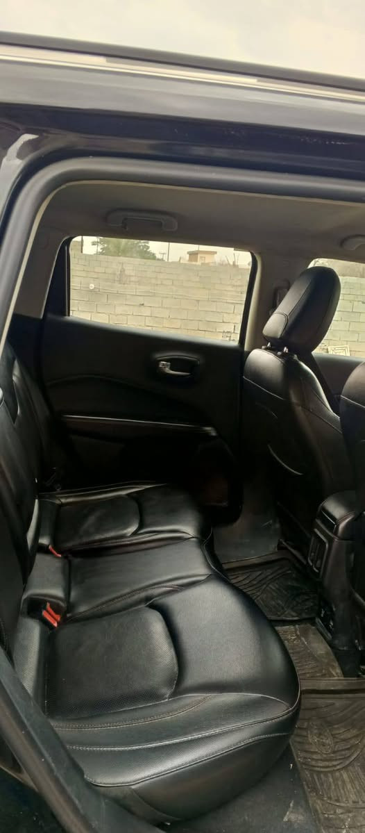 جيب كومباس 2018 محرك 2400 
4 ويل
مشروع وطني 
سنوية/ هزه  جديد  لسنة 2030
بأسمي 
بطاقة بنزين 
تخم تايرات جديد
محرك گير شرط بلادي
ضرر بونيد  
السعر...155/وبيها مجال العنوان حويجة .......***********
