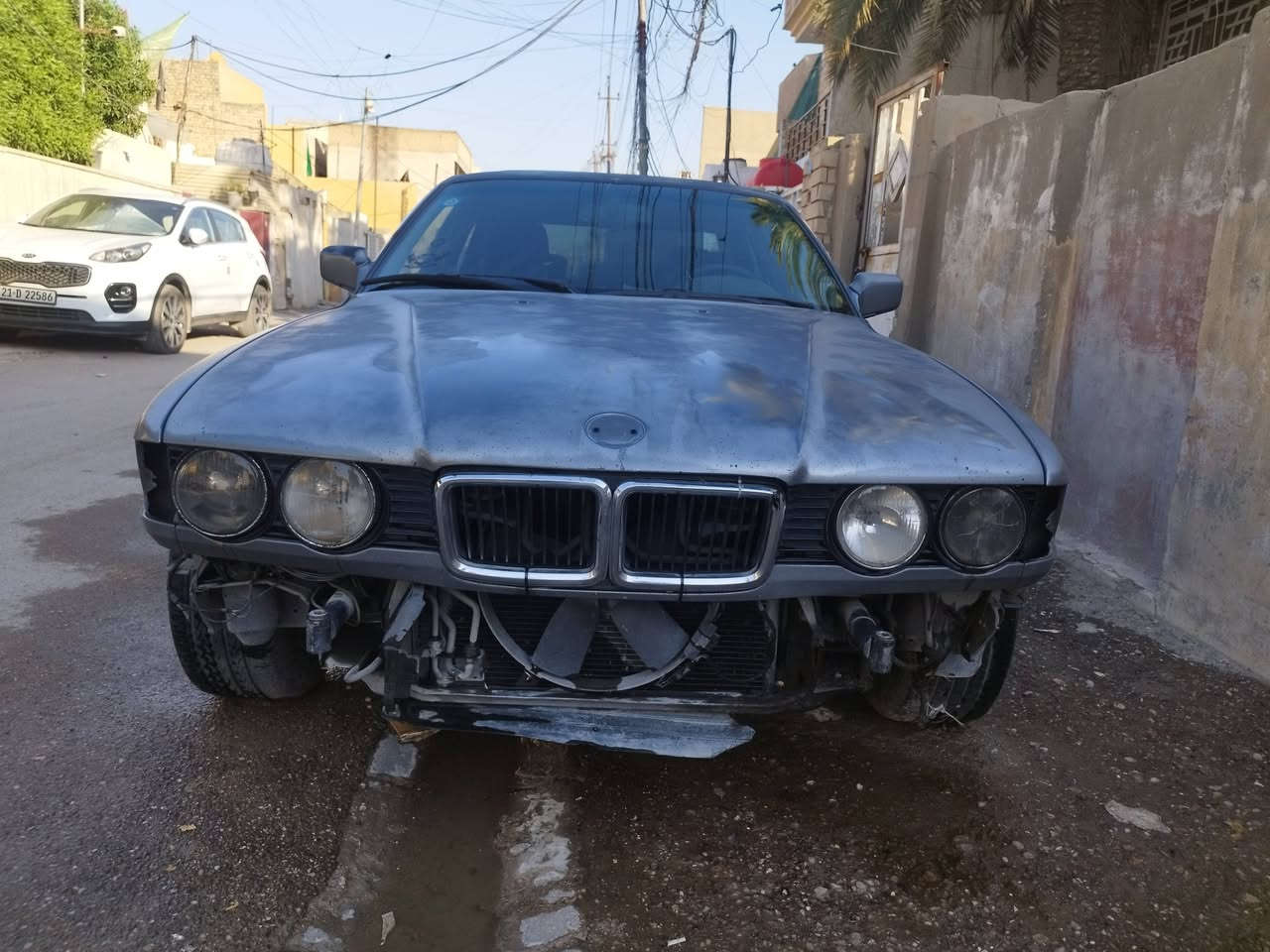 السلام عليكم
شلون الشباب BMW للبيع 730 مسكر يعني 8 سلندر
موديل 1993 دبل جام حساسات امامي خلفي والكشر مثل ما واضح بالصور نقصها دعاميات امامية خلفية و تبريدها
الكمبريسر لاطش وبيها طخة بالباب الخلفية الي عكس السايق
سيارة عظمتها حلوة رقم بغداد بأسم عراق اسمك هيبه  وتحويلها مباشر
السعر 42 وبيه مجال وبالنسبة للشراي ما نخلف مكانها بغداد 
تجي تشوفها تعجبك تاخذها
مكينة گير حالتهن جيدة جدآ
الاتصال ***********
