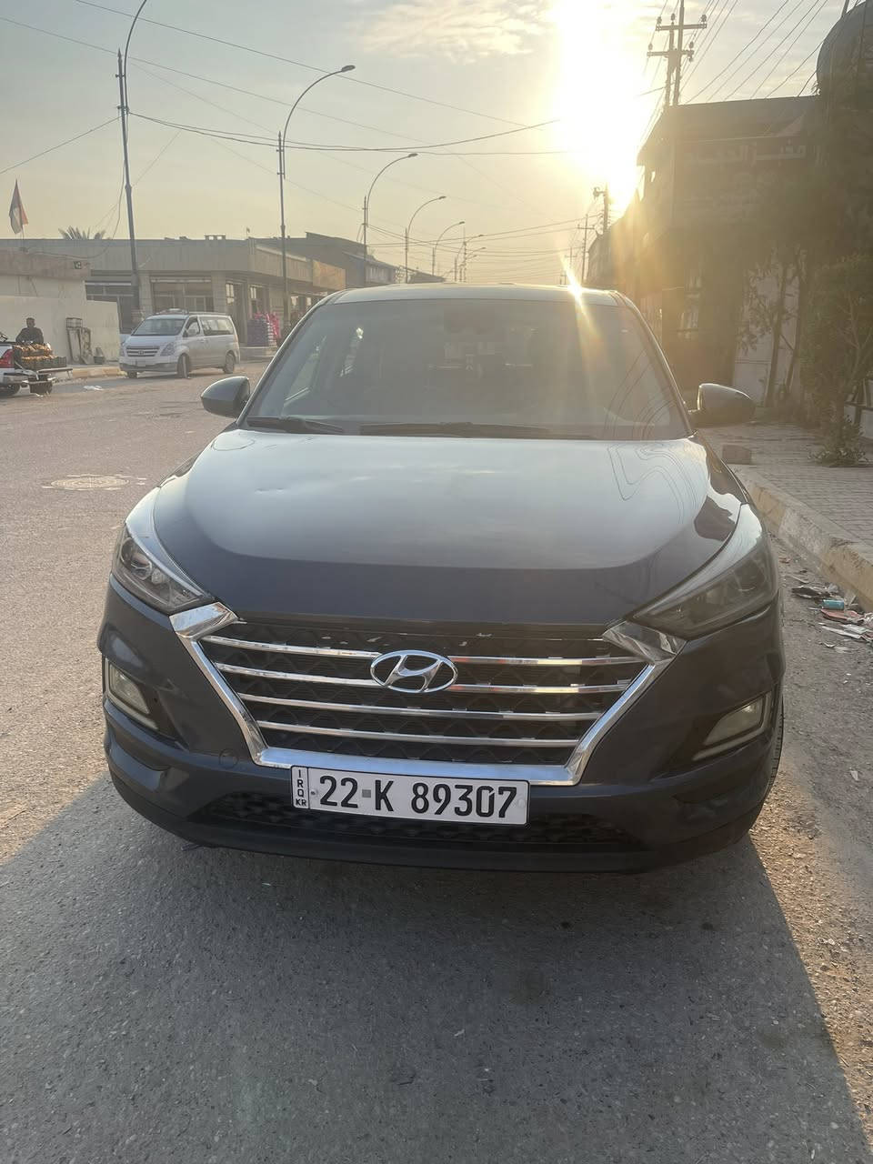 توسان موديل 2021 وارد أمريكي  مبدل فقط جاملغ جهه السايق بدون دواخل ما طاك ولا ايرباك السياره باسمي السعر ب١٩٠ وبيها مجال 
الموقع الحجاج
***********
