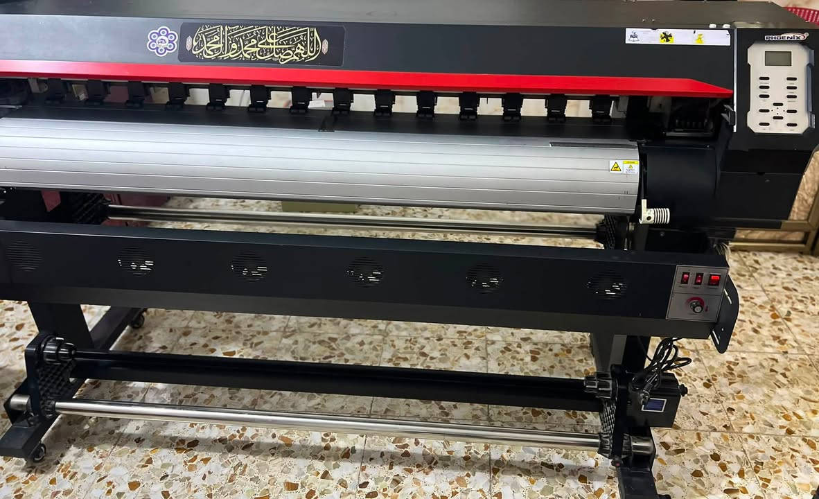 السلام عليكم اخوان مطبعة فلكس للبيع قياس 160سم  نوع الهيد XP600المطبعة مستخدمة سنه واحدة فقط المطبعة متروكة صارلها فترة بسبب ضروف يحتاج الها فقط تبديل هيد مع صوندات الاحبار جامد بيهن الحبر بسبب الترك المطبعة نضيفة جداً السعر المطلوب 19 ورقة وبيها مجال للأستفسار ***********
