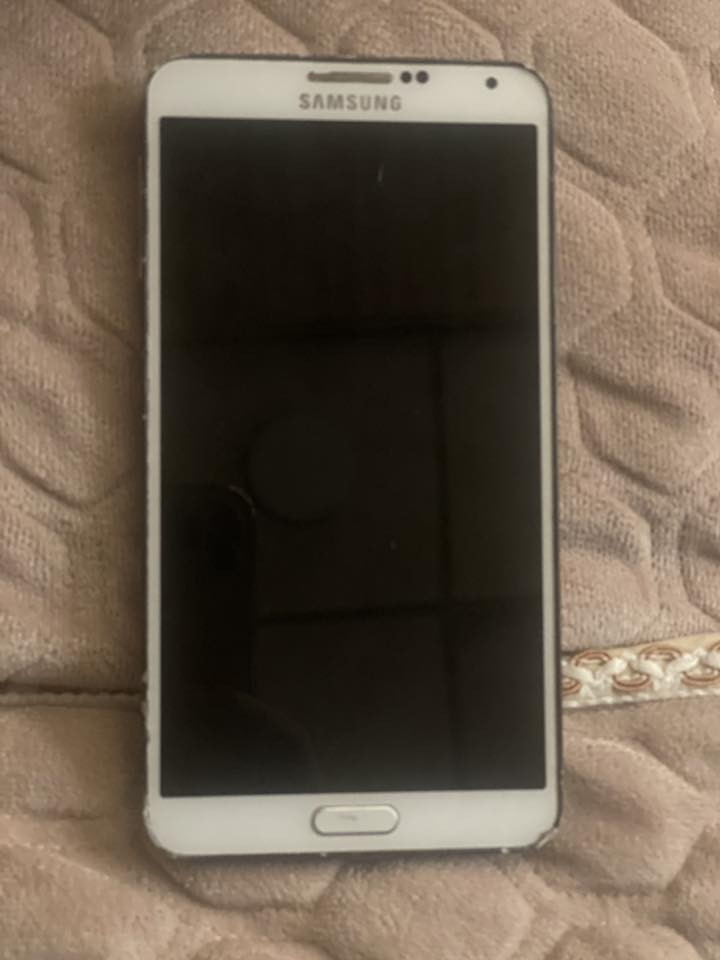 تلفونات عاطلات للبيع ***********
