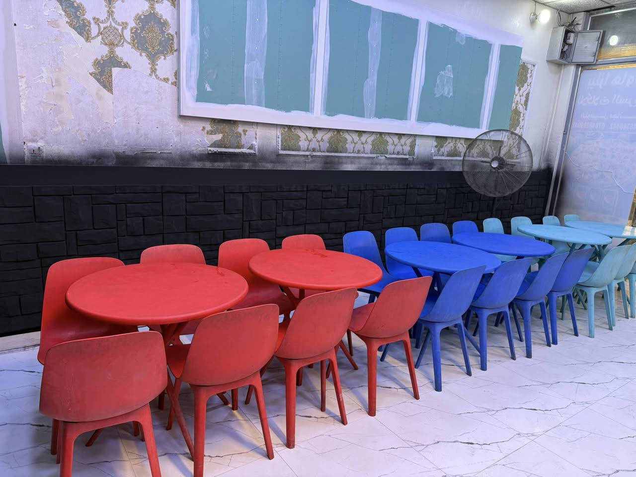 للبيع6طبلات ويه كل طبله 4كراسي


**إذا كنت صاحب هذا الإعلان وتريد حذفه لأي سبب، رجاءا أرسل رسالة إلى الدعم الفني**