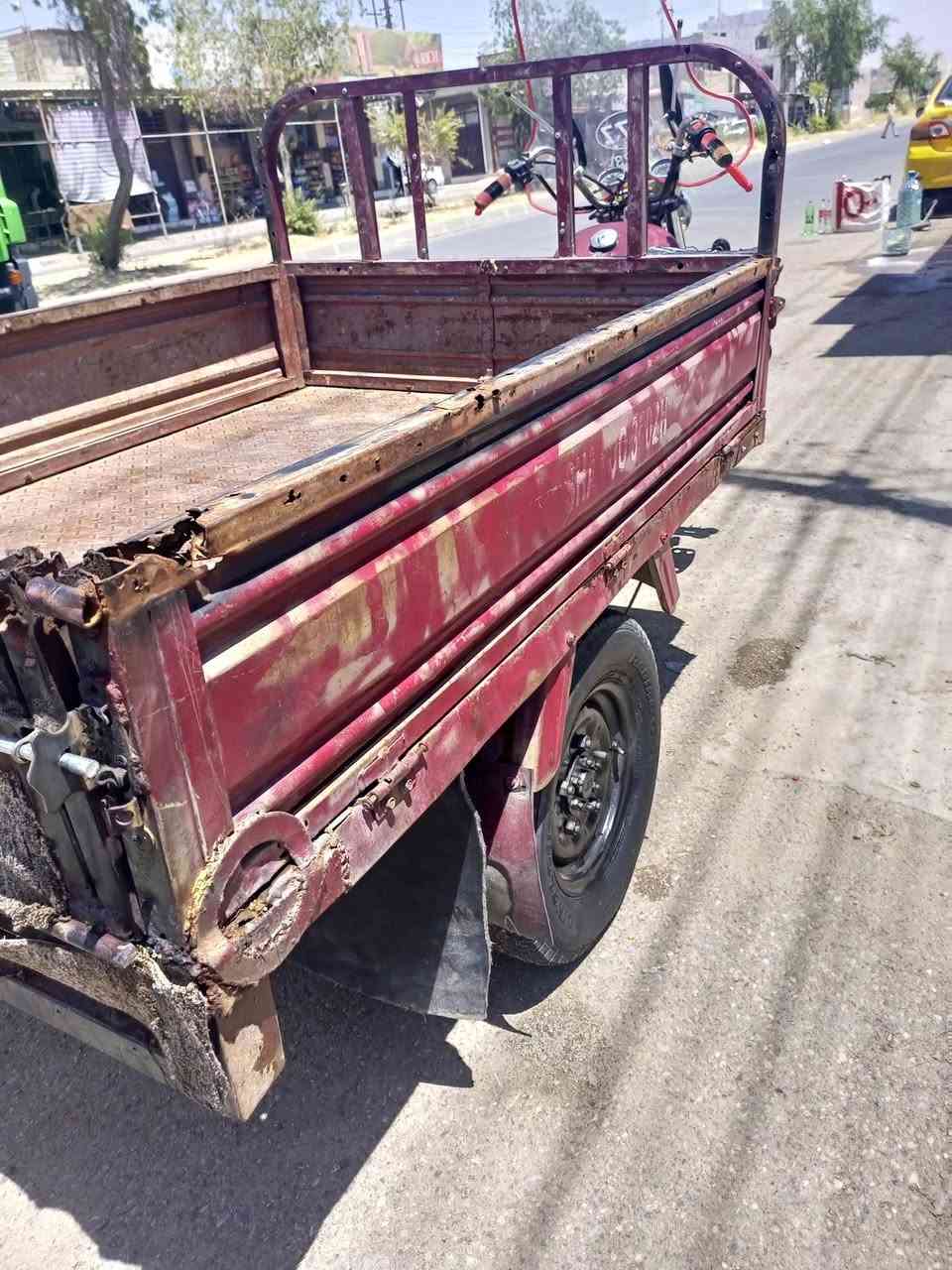 ستوته 16
ستوته جاهزه مكان 
حي النصر 
السعر 525 ستوته شغال كل شيء شغال 
***********
