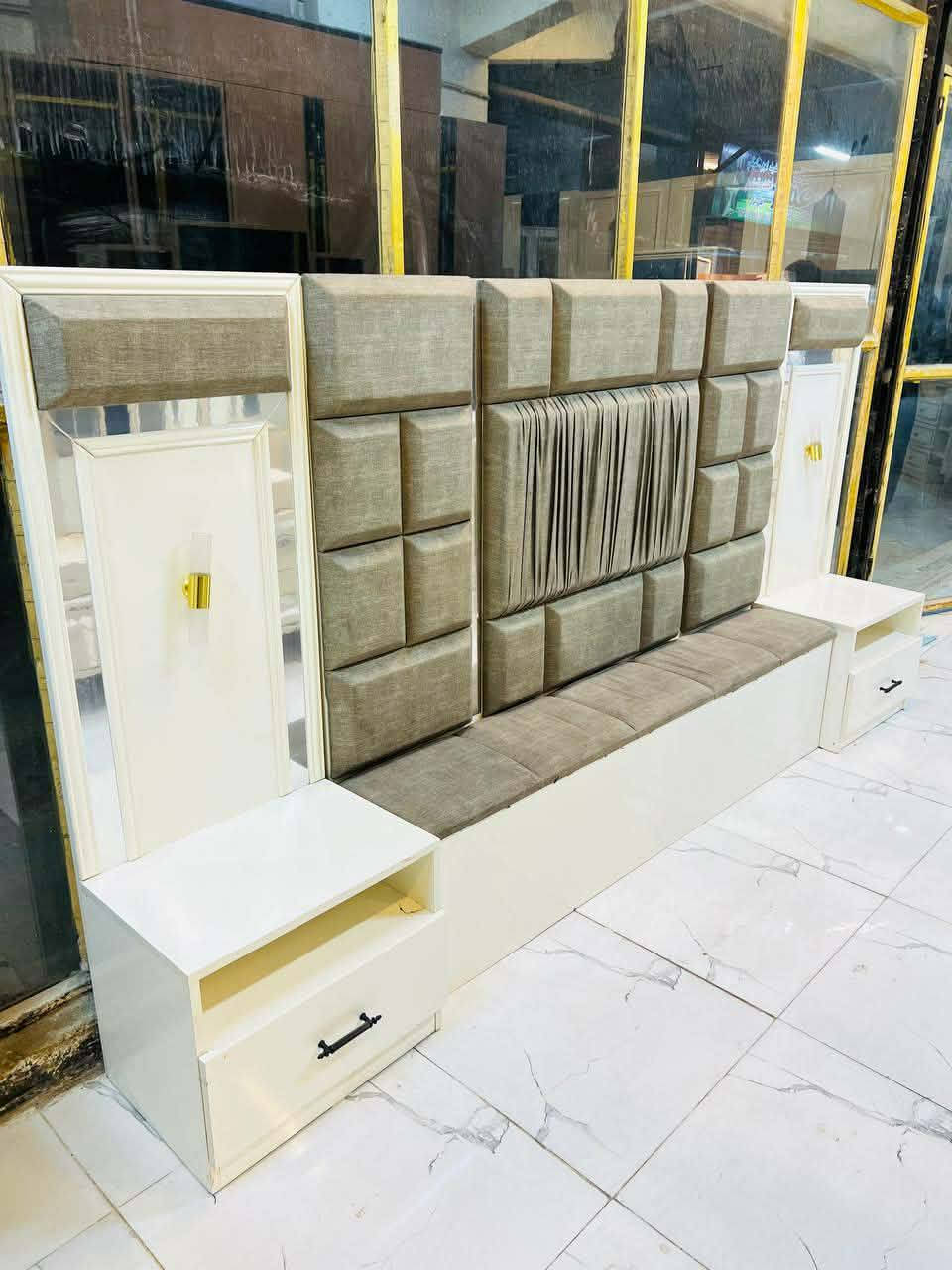 غرفه نوم تركي 🇹🇷
10 قطع نضافة 90 💯 
كنتور 8 باب مع ملحق 🔥 
شازلون مخزن اناره كومديات 
بسعر مليون و 50 مع شد ونقل


**إذا كنت صاحب هذا الإعلان وتريد حذفه لأي سبب، رجاءا أرسل رسالة إلى الدعم الفني**