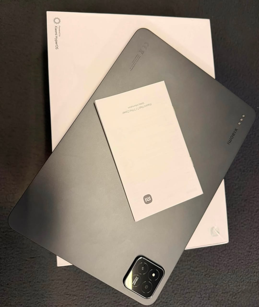 شاومي باد ٧
Xiaomi pad 7 
8/256
كارتون شاحنه كامله  + لزگه شاشه اصليه +حافظه مرفقه بالكارتون الاصليه مال شاومي 
كل شي واضح بالصور 
استخدام قليل 
فاتوره الشراء عالم القلعه يعني داخل الضمان 
شرط الـفحــص شبــه جديد 
السعر 430 بي مجال بسيط 
بغداد البلديات 
لا يوجد توصيل 
***********
