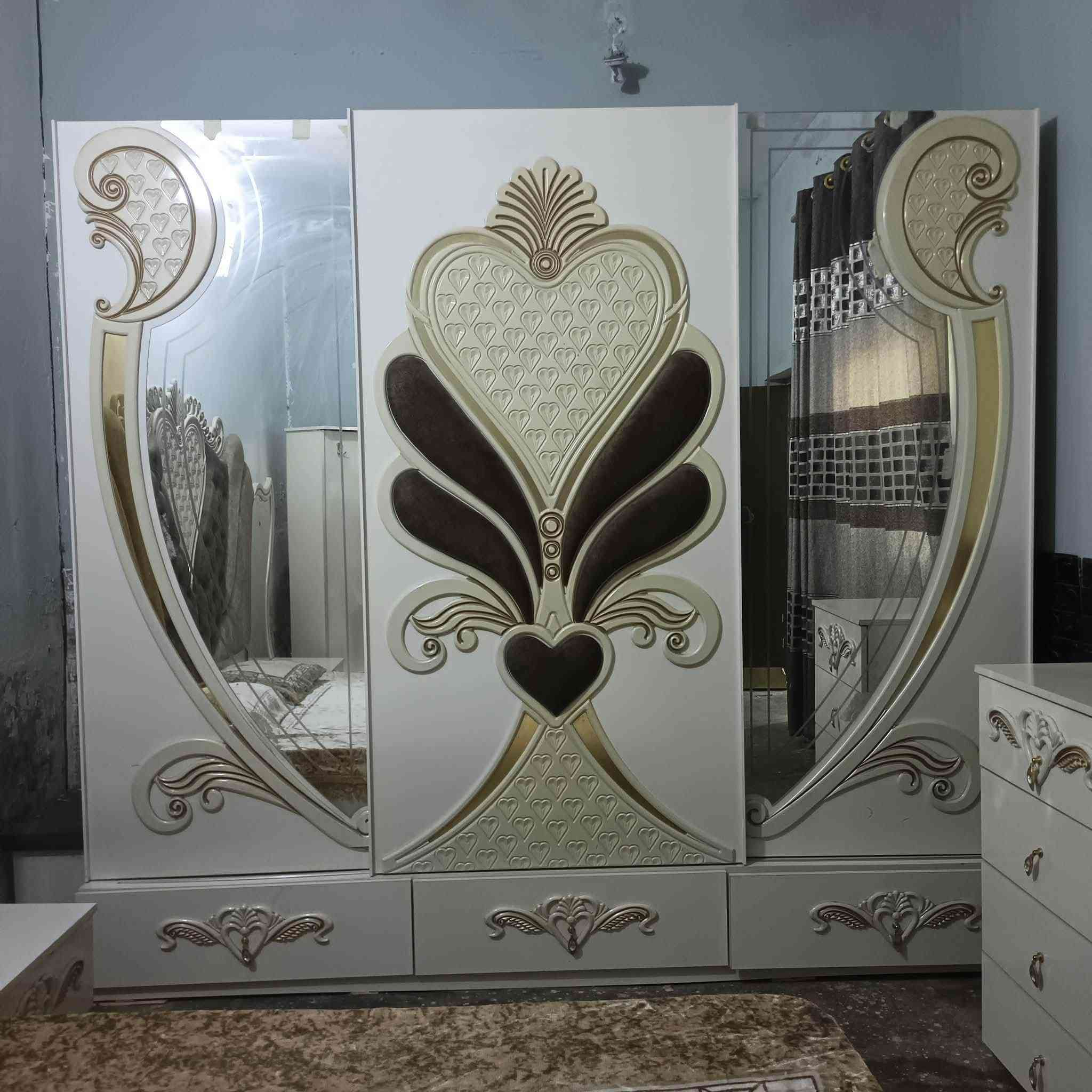 غرفة تركية خشب ثقيل ٩ قطع نظافة٩٠٪


**إذا كنت صاحب هذا الإعلان وتريد حذفه لأي سبب، رجاءا أرسل رسالة إلى الدعم الفني**