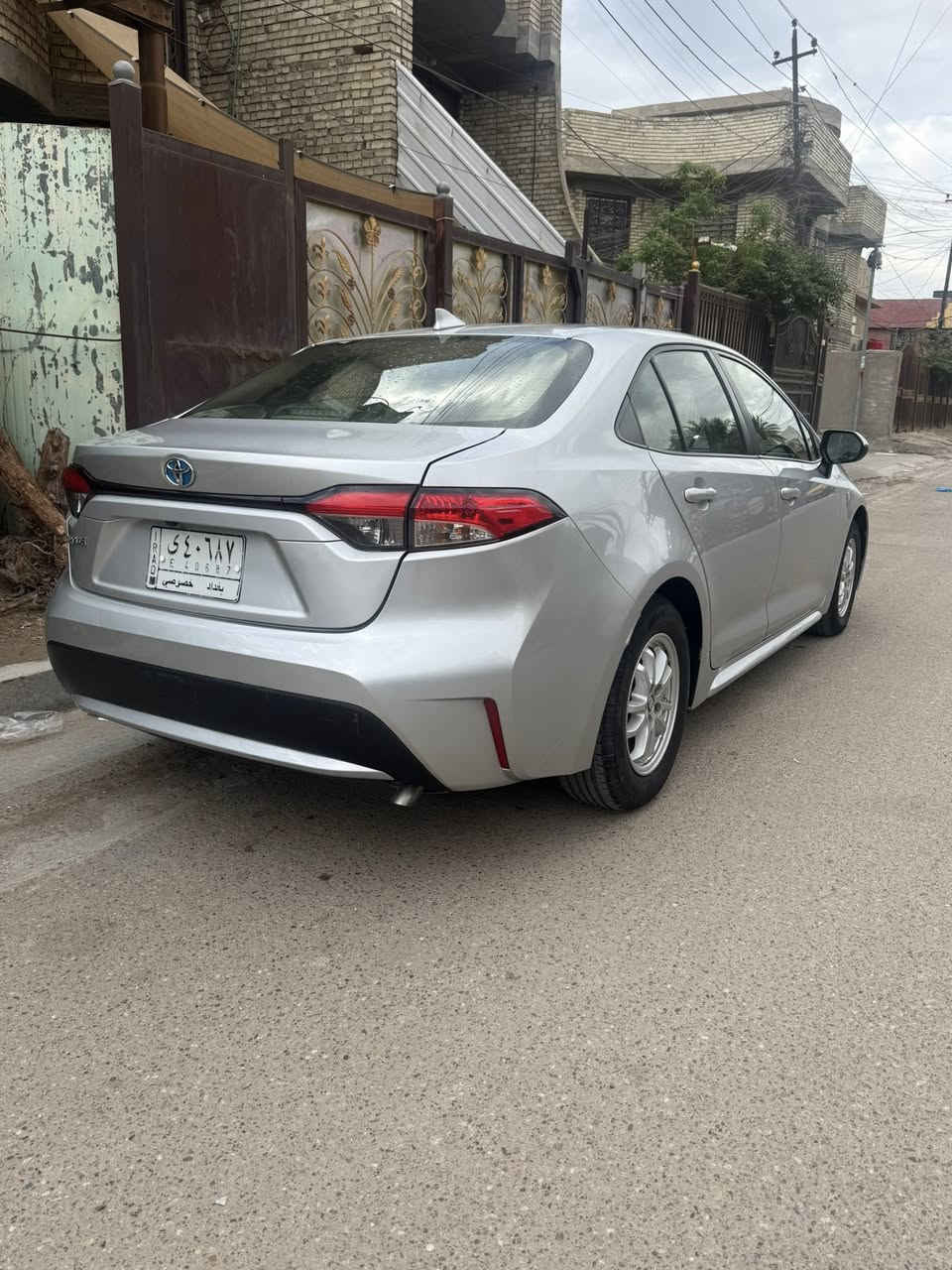 كورلا هايبرد موديل 2022
محرك 1800 المرغوب 
دخلت نهايته 23 شهر ال12 
وارد أمريكي 🇺🇸 ياباني 
سياره عليها عنايه 
وتبديل دهن فقط Amsoil
امزويل 
تخم تاير جديد 
دسكات امامي خلفي 
سيارة متصرف عليها دينار واحد 
حادثها قبق صندوك بمريكه مبدل وجاملغ صبغ ولباب بدون دواخل 
بدون ايرباك 
بجم صندوق كبس 
رقم بغداد باسمي مواصفات LE محسن 
مواصفات
 🔴بصمه 
⚪️بجم لد زنون SE بلادي 
🟠عداد ديجيتال يتحول مايل وكيلو متر 
🔵تحديد مسار 
⚫️قيادة ذاتيه 
🟢رادار امامي
⚪️توقف ذاتي 
🟤سايد بريك بصمه auto hold 
🔵مخرجType_C_
🔴تحكم ستيرن جهتين   
🟤شاشة   Drive Mode    
🟡أريل + نفكيشن  كامره خلفية 🎥 
🟢حساس حماية الأطفال والركاب من انحصار الأصابع أو الرقبة
 
صور الحادث مرفقه مع صور + سونار

السعر 150 بيه مجال
مكاني زعفرانيه
***********
