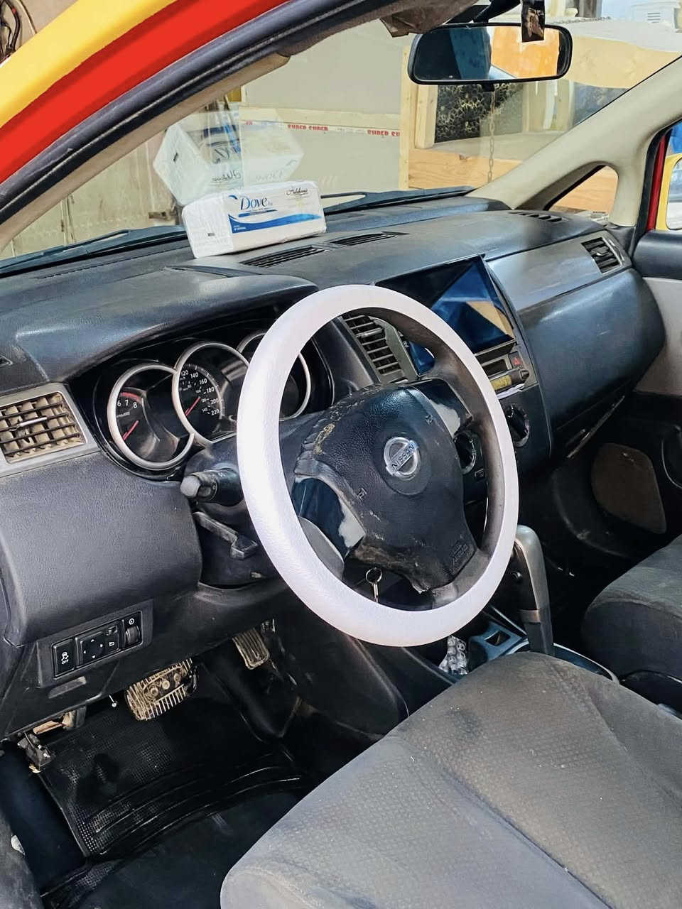 مراوس  بغداد بسمي  نيسان فيرساهاش باك موديل 12كير مكينه مكفول كهربائيات كله جديد ظفيره  عقل جويتر  باتري  كله جديد  زنون اصلي  شاشه اصليه  تخم تاير جديد تبريد ثلج تدفئه شغاله ***********
