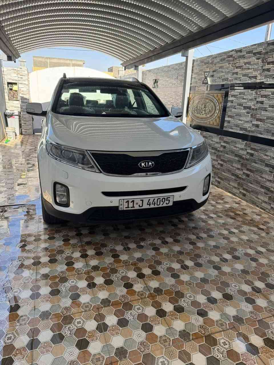 سورنتو فول مواصفات بغداد أعلا فأه كويتي موديل 14 جديده كارتون جاهزة من كلش كير مكينه  شرط الفحص السياره كفاله عامه من السخط مكانه بابل الشوملي سعرها 205 وبيها مجال قليل جدا ***********
