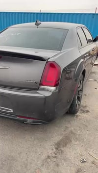 كرايسلر 300 • ٢٠١٧ • بغداد