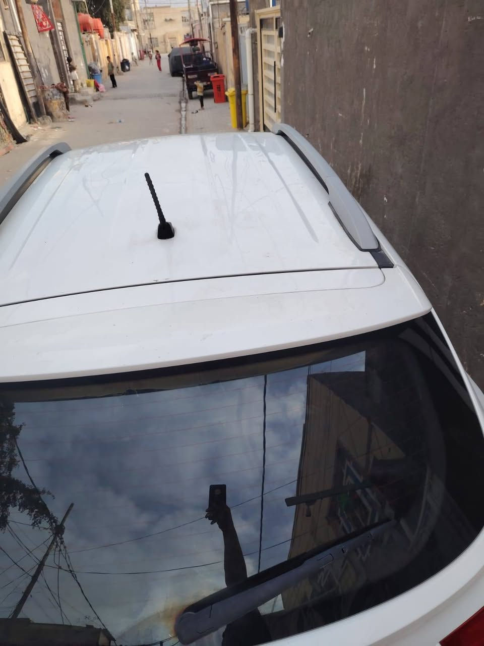 سلام عليكم توسان 2014شكل 15رقام نجف انكليزي السياره مكفواله وماشيه 160حقيقي الكتلكات مالته موجوده السبير مانازل الحداديه خير من الله برفي مافتوح بل سياره مكينه ال 2000  التبريد ثلج مكينه كير  مكفوالت ولسياره برغي ماعايزه بيه من ضومه زنون والسونار داخل الصور وسعره 160 بيه مجال الطيبين وغير متواجد عله الفيس مكان السياره نجف ***********
