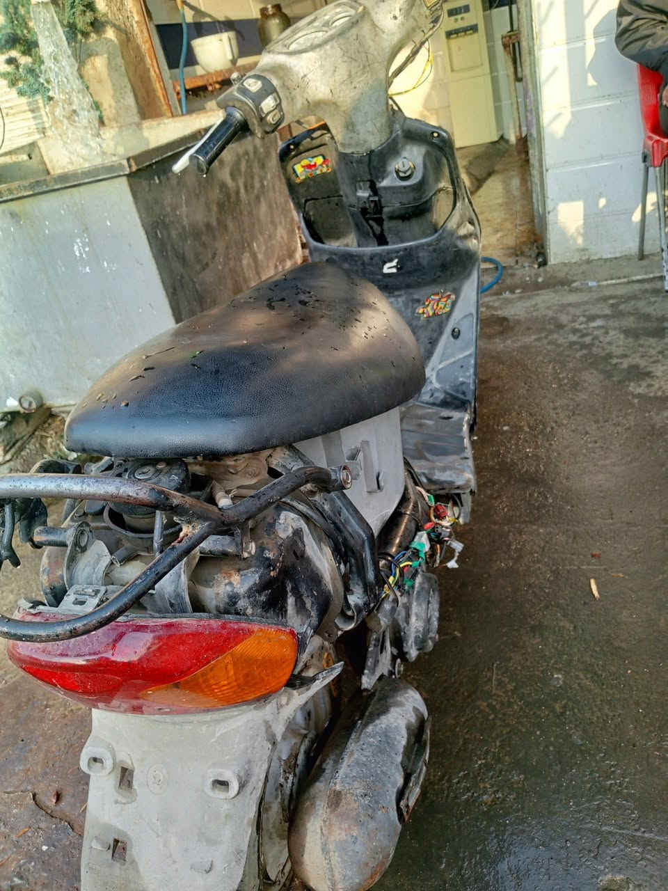 بيجي ستين للبيع شلعة ومعدل سلف نكرة هندر واحد بس بدون كفرات كهرباءيات شغالة السعر 150 مكانهة الحرية شارع الدور السايدين *********** متوفر واتس اب
