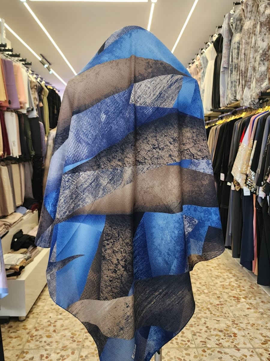 مع عبايه علي الشيباني 🌷 ربطه قطعني قياس٩٠🌷🌷🌷جميع انواع العبايات والجيب والربطات😍😍😍 وكاله خاصه بمحلات عبي علي الشيباني 🥰للحجز مراسله الصفحه او وتساب*********** يوجد توصيل جميع المحافظات العنوان كربلاء حي التحدي الفرع الأول
