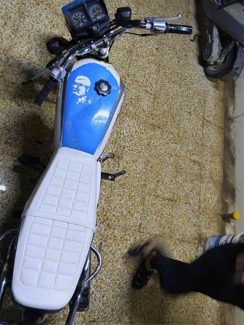 سلام عليكم ماطور تايكر 2020 ماطور حيلل نضيف مكينه مامفتوحه السعر 400 وبي مجال بسيط للستفتار اتصل علا هاذه الرقم ***********
